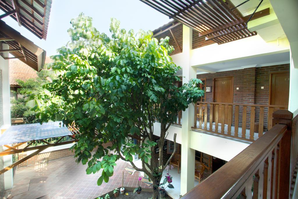 De Hostel Yogyakarta Exterior foto